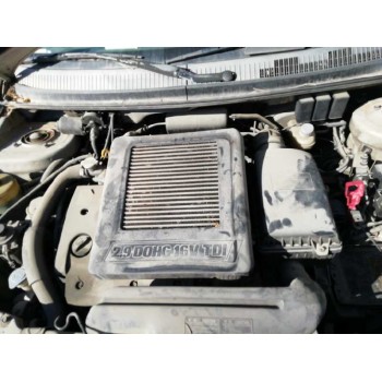 kia carnival del año 2001