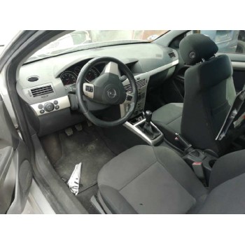 opel astra gtc del año 2008