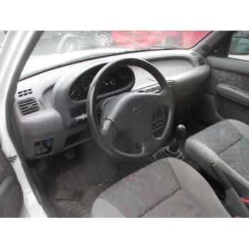 nissan micra (k11) del año 1997