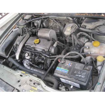 saab 9-3 berlina del año 1998