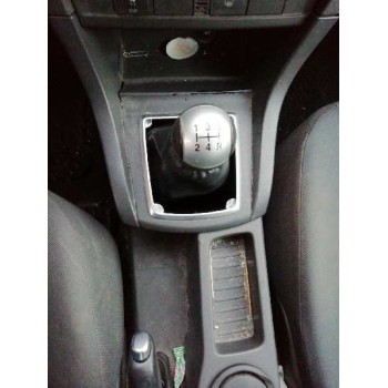 ford focus berlina (cap) del año 2006