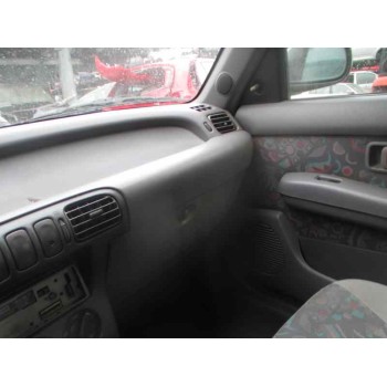 nissan micra (k11) del año 1997