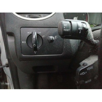 ford focus berlina (cap) del año 2006