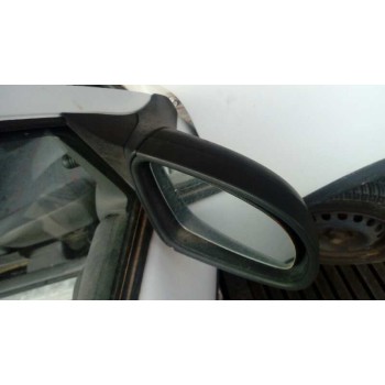 opel corsa b del año 1996