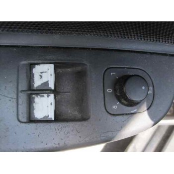 volkswagen golf v berlina (1k1) del año 2007