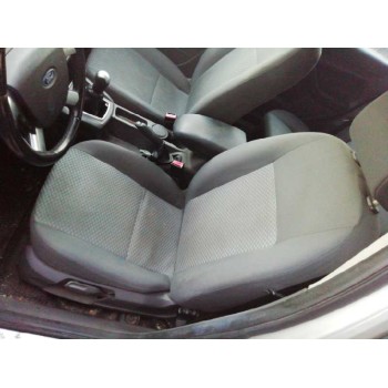 ford focus berlina (cap) del año 2006