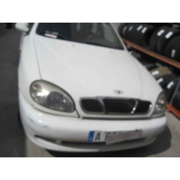 daewoo lanos del año 2000