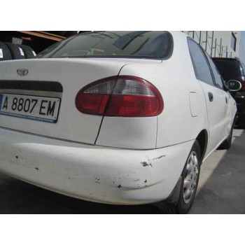 daewoo lanos del año 2000