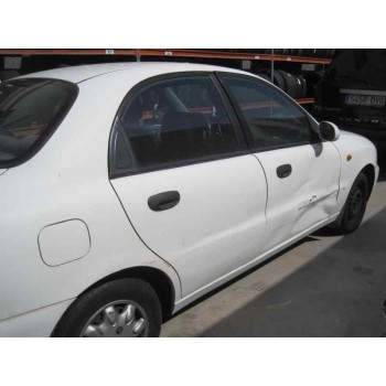 daewoo lanos del año 2000