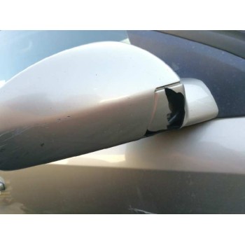 opel vectra c berlina del año 2002