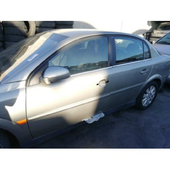 opel vectra c berlina del año 2002