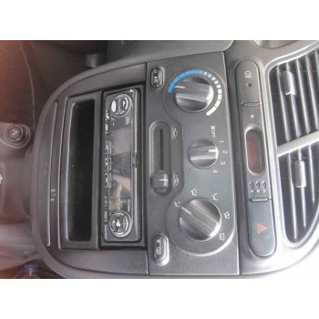 daewoo lanos del año 2000