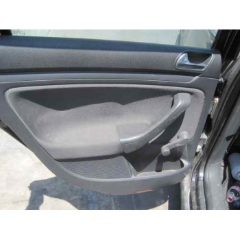 volkswagen golf v berlina (1k1) del año 2007