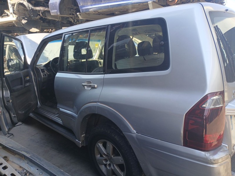 mitsubishi montero iii canvas top (v6_w, v7_w) del año 2006