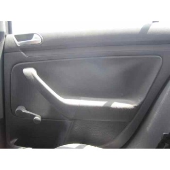 volkswagen golf v berlina (1k1) del año 2007