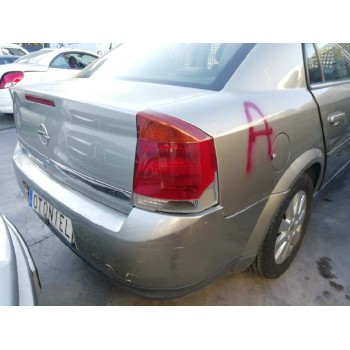 opel vectra c berlina del año 2002