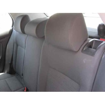 volkswagen golf v berlina (1k1) del año 2007