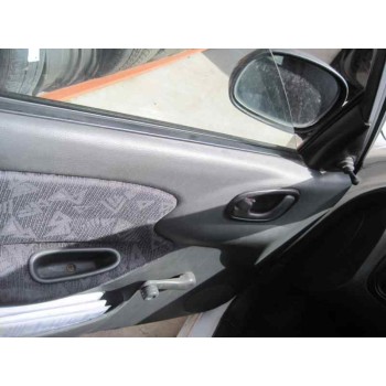 daewoo lanos del año 2000