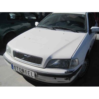 volvo s40 berlina del año 1997