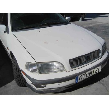 volvo s40 berlina del año 1997