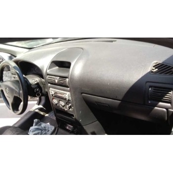 opel astra g berlina del año 2001