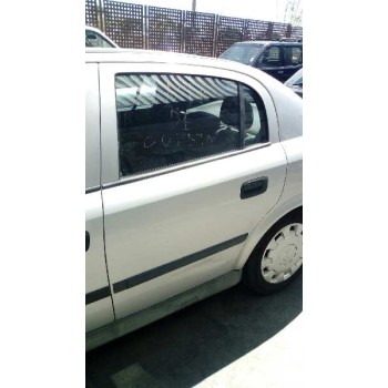 opel astra g berlina del año 2001