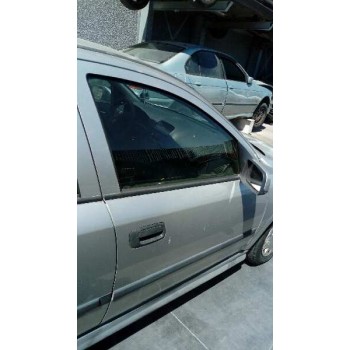 opel astra g berlina del año 2001