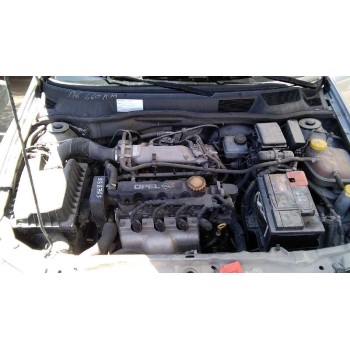 opel astra g berlina del año 2001