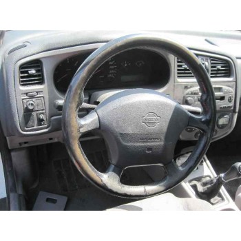 nissan primera berlina (p11) del año 2001