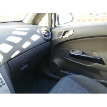 opel corsa d del año 2006