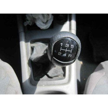 nissan primera berlina (p11) del año 2001