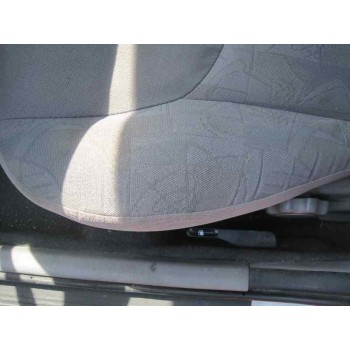 nissan primera berlina (p11) del año 2001