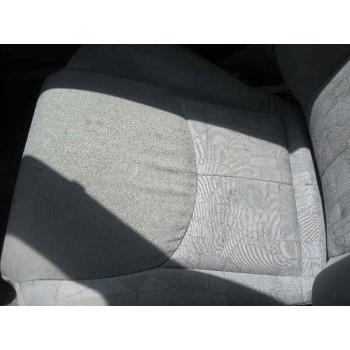 nissan primera berlina (p11) del año 2001