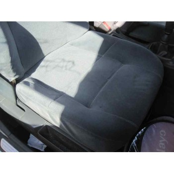 volvo s40 berlina del año 1997