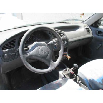 daewoo lanos del año 1999