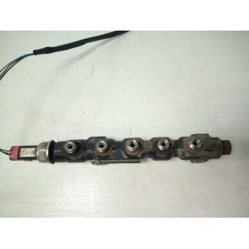 Recambio de rampa inyectora para citroën c3 hdi 70 sensodrive premier referencia OEM IAM 9654592680  