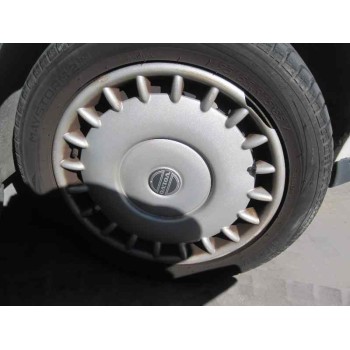 volvo s40 berlina del año 1997