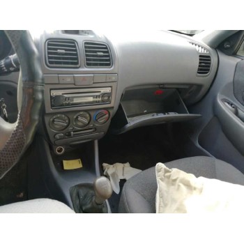 hyundai accent del año 2002