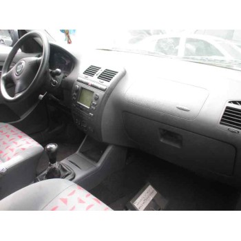 seat cordoba berlina (6k2) del año 2001