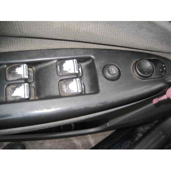 daewoo nubira berlina del año 1999