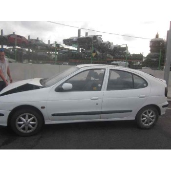 renault megane i berlina hatchback (ba0) del año 1996