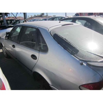 saab 9-3 berlina del año 2000