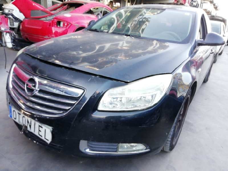 OPEL INSIGNIA BERLINA