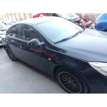 opel insignia berlina del año 2010