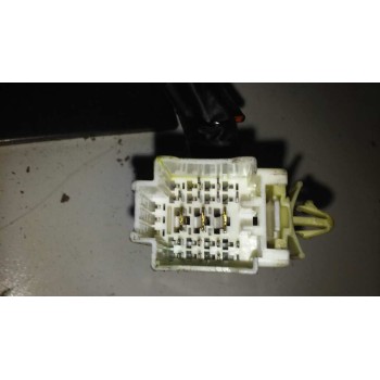 Recambio de mando multifuncion para kia carens 2.0 crdi ex monovolumen referencia OEM IAM   