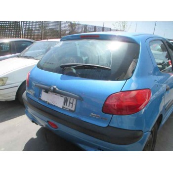 peugeot 206 berlina del año 2002
