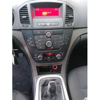 opel insignia berlina del año 2010