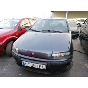 FIAT PUNTO BERLINA (188)