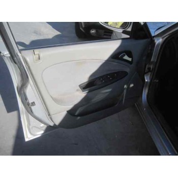 daewoo nubira berlina del año 2000