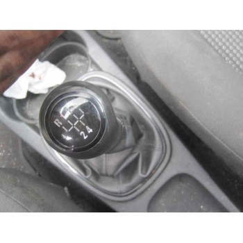 opel corsa d del año 2012